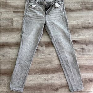 Abercrombie & Fitch Gray Skinny Jeans